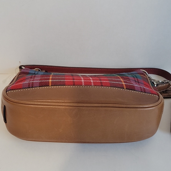 Coach Vintage Tartan Plaid 100% Wool Purse - Picture 6 of 12